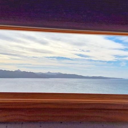 Appartement Sur La Baie De Saint Florent 파트리모니오 외부 사진